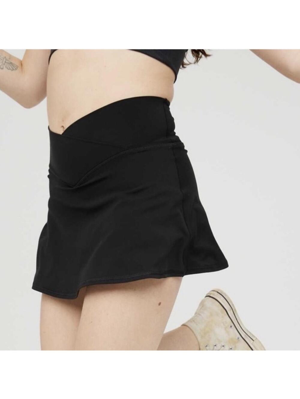 Aerie Offline Crossover Black Mini Skirt - Women's Small